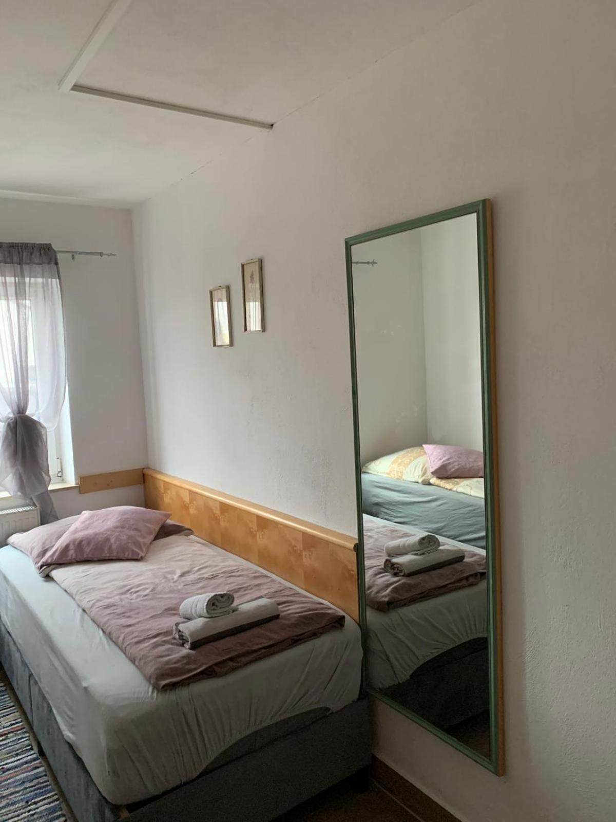 Zv-Scholtz Gaestehaus Eisenfelden Winhoring エクステリア 写真